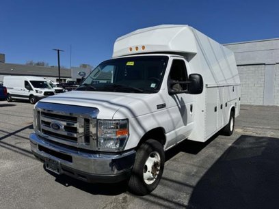 Used 2016 Ford E-450 and Econoline 450 Super Duty w/ Power Windows & Locks Group