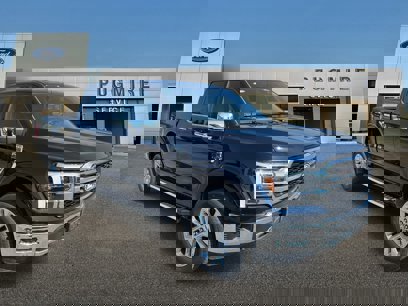 New 2025 Ford F150 Lariat w/ Equipment Group 501A Mid