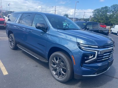 New 2025 Chevrolet Suburban LT w/ Comfort Package