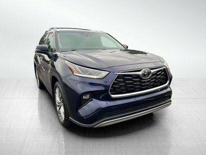 Used 2022 Toyota Highlander Platinum