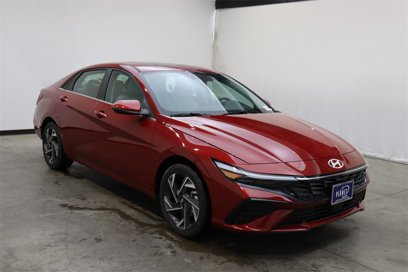 New 2025 Hyundai Elantra SEL