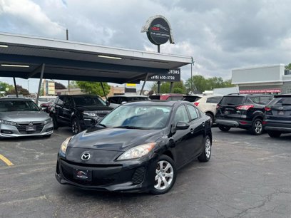 Used 2013 MAZDA MAZDA3 i SV