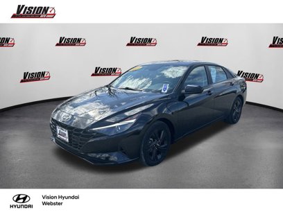 Used 2023 Hyundai Elantra Blue