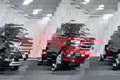 Used 2017 Ford Escape SE w/ Equipment Group 201A
