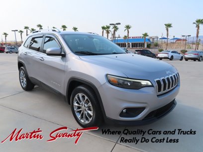 Used 2019 Jeep Cherokee Latitude Plus w/ Comfort/Convenience Group