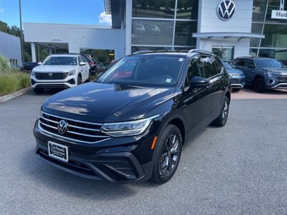 Certified 2022 Volkswagen Tiguan SE