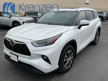 Used 2022 Toyota Highlander XLE