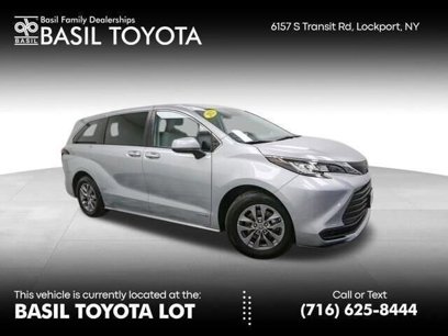 Used 2021 Toyota Sienna LE