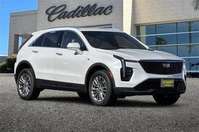 New 2025 Cadillac XT4 Premium Luxury