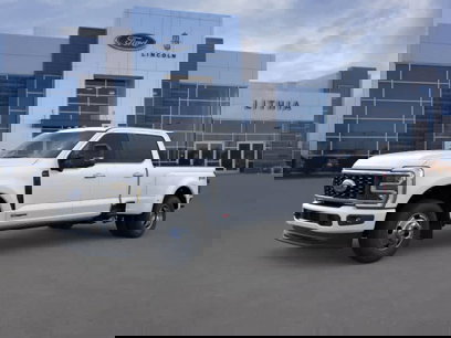 New 2025 Ford F350 Platinum
