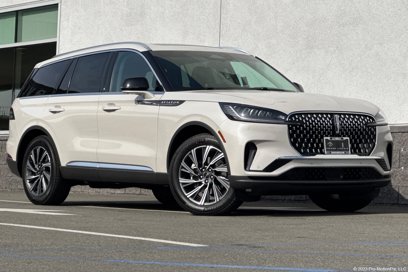 New 2025 Lincoln Aviator 2WD