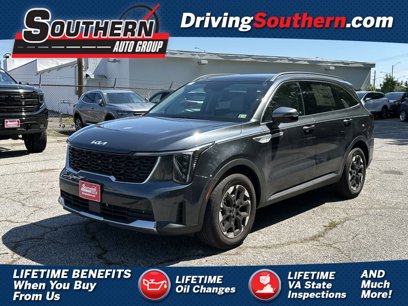 Used 2024 Kia Sorento S w/ Panoramic Sunroof Package