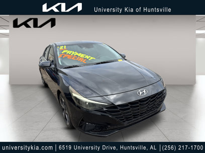 Used 2021 Hyundai Elantra SEL w/ Convenience + Premium Package