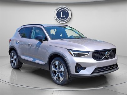 New 2026 Volvo XC40 B5 Plus