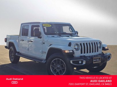 Used 2023 Jeep Gladiator Overland w/ Popular Equipment Package