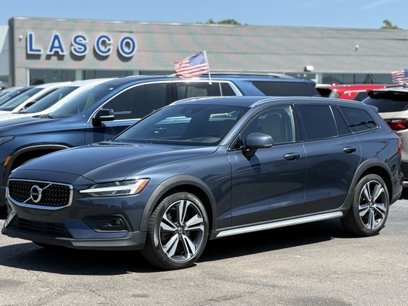 Used 2021 Volvo V60 T5 Cross Country