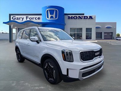Used 2024 Kia Telluride EX w/ EX Captain's Chair Package