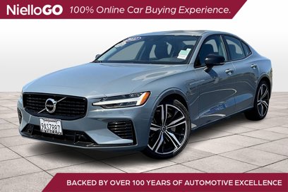 Used 2022 Volvo S60 T8 R-Design Expression w/ Premium Package