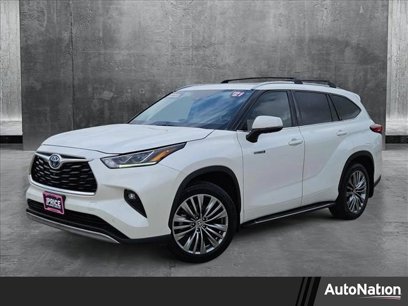 Used 2021 Toyota Highlander Platinum