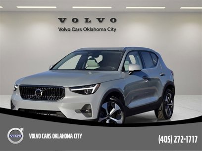 Used 2025 Volvo XC40 B5 Plus w/ Protection Package Premier