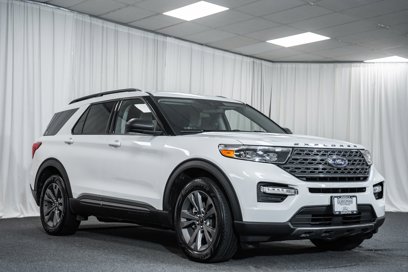 Certified 2021 Ford Explorer XLT w/ Equipment Group 202A