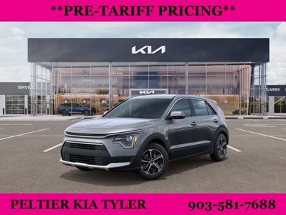 New 2025 Kia Niro LX