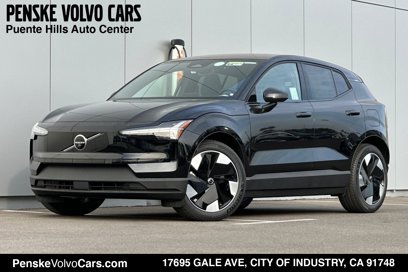 New 2025 Volvo EX30 Ultra w/ Climate Package