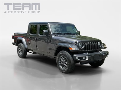 New 2025 Jeep Gladiator Sport