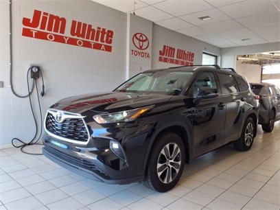 Used 2022 Toyota Highlander XLE