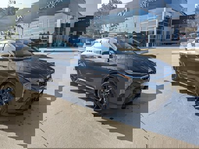 New 2025 Kia K4 GT-Line Turbo