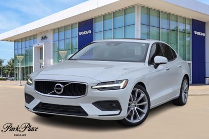 Used 2021 Volvo S60 T5 Momentum w/ Premium Package