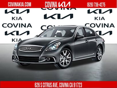 Used 2011 INFINITI G37 x w/ Premium Pkg