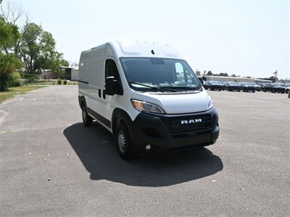 New 2025 RAM ProMaster 3500 w/ Premium Convenience Group