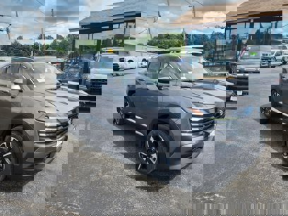 New 2025 Nissan Kicks SV
