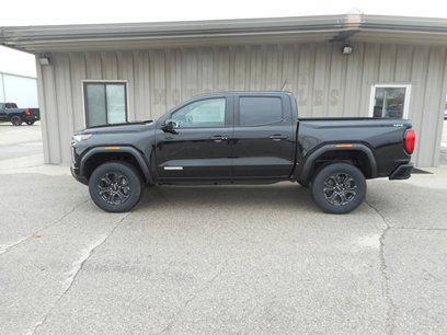 New 2025 GMC Canyon Elevation w/ Convenience Package