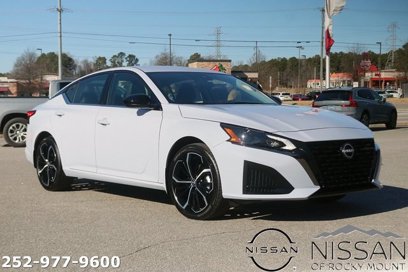 New 2025 Nissan Altima 2.5 SR