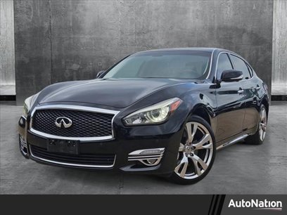 Used 2017 INFINITI Q70 L 3.7