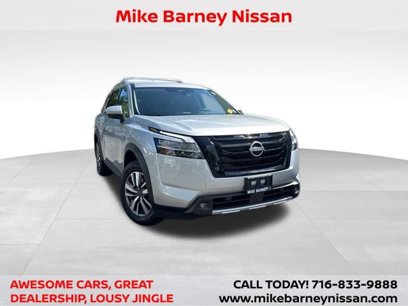 Used 2022 Nissan Pathfinder SL w/ SL Black Package