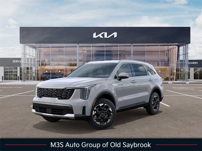 New 2025 Kia Sorento S