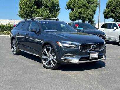 Certified 2024 Volvo V90 B6 Cross Country Ultimate