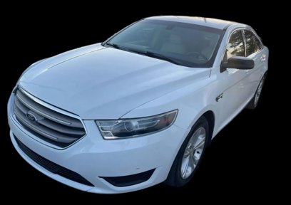 Used 2017 Ford Taurus SE