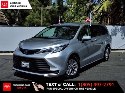 Certified 2022 Toyota Sienna LE