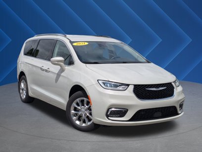 Used 2021 Chrysler Pacifica Touring-L w/ Premium & Safety Sphere Group
