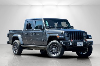 Used 2020 Jeep Gladiator Sport w/ Quick Order Package 24S