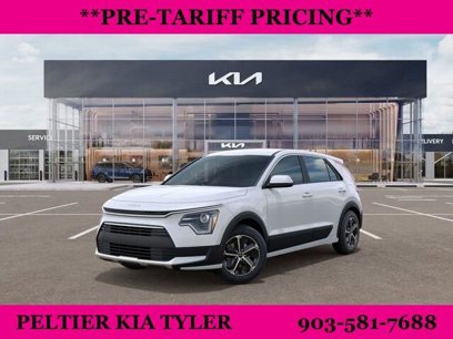 New 2025 Kia Niro LX