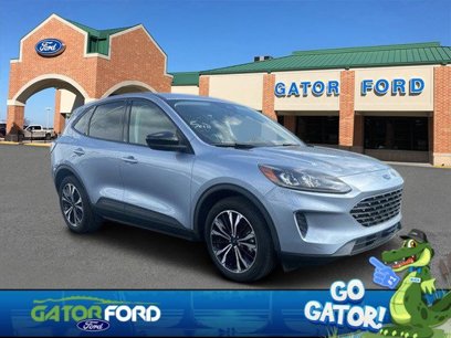 Used 2022 Ford Escape SE w/ SE Sport Appearance Package