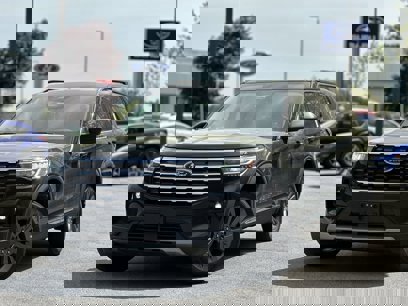 New 2025 Ford Explorer Active w/ Active Comfort Package