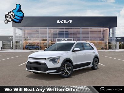 New 2025 Kia Niro LX