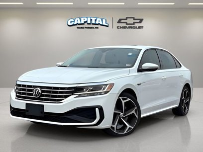 Used 2020 Volkswagen Passat 2.0T R-Line