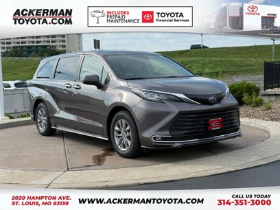 Certified 2022 Toyota Sienna XLE